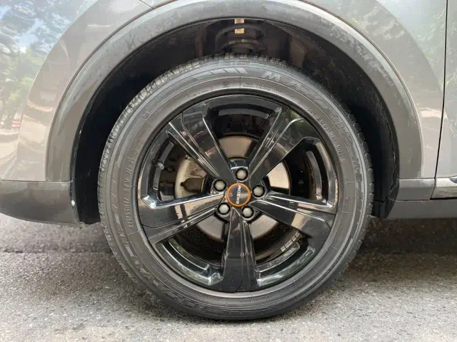 Roewe RX3 — Фото автомобиля 8