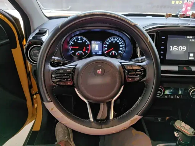 Kia KX1 — Фото автомобиля 10