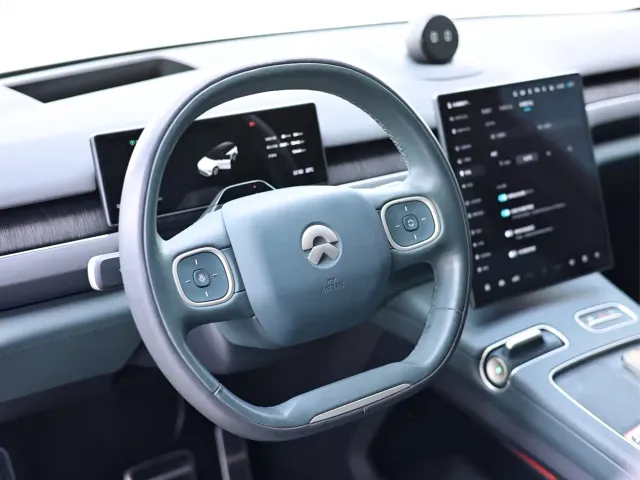 Nio ES8 — Фото автомобиля 10