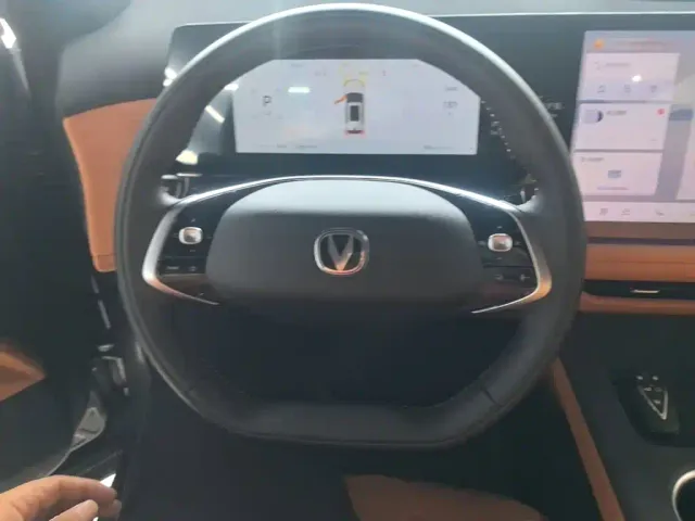 Changan CS75 Plus — Фото автомобиля 10