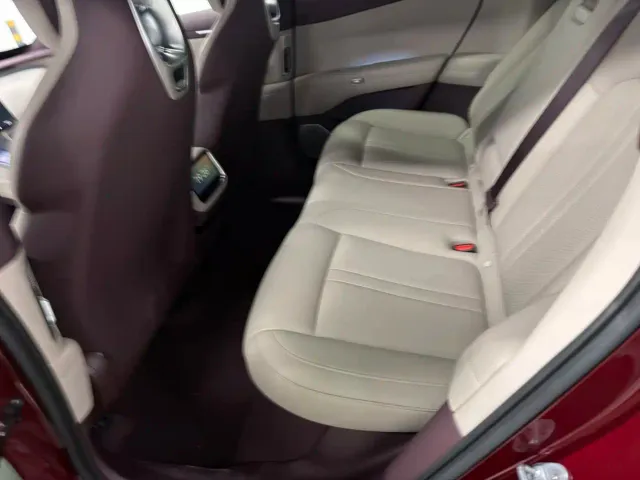 Xiaomi Auto Xiaomi YU7 — Фото автомобиля 7