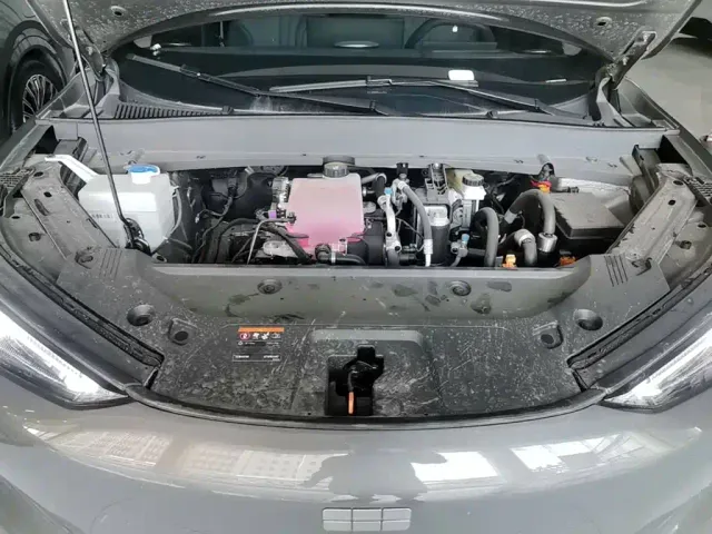 Geely Galaxy E5 — Фото автомобиля 19