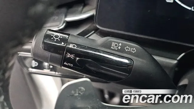 Kia Niro — Фото автомобиля 30