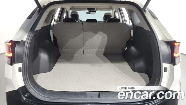 Kia Sportage Sportage 5-е поколение Бензин 1.6 турбо 2WD — Фото автомобиля 16