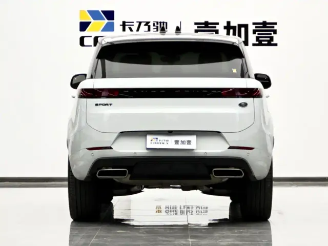 Land Rover Range Rover Sport — Фото автомобиля 5