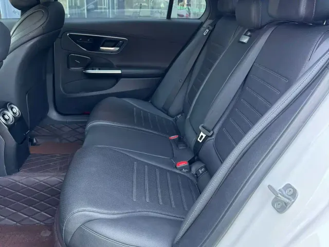 Mercedes-Benz C-Class — Фото автомобиля 9
