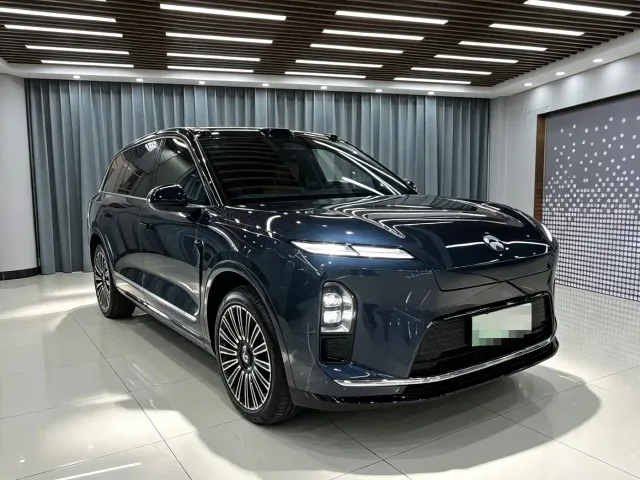 Nio ES8 — Фото автомобиля 2