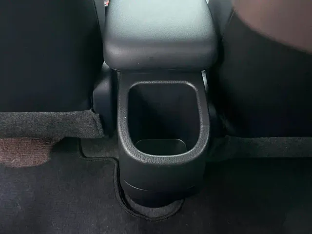 Toyota YARiS L Zhi Xuan — Фото автомобиля 23