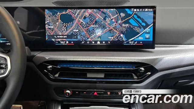 BMW i4 — Фото автомобиля 16