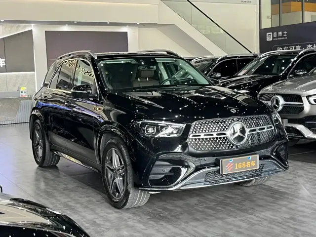 Mercedes-Benz GLE-Class — Фото автомобиля 3