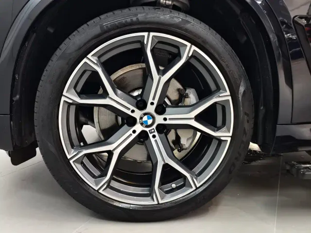 BMW X5 — Фото автомобиля 18