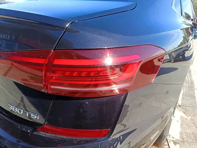 Volkswagen Passat — Фото автомобиля 7