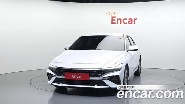 Hyundai AVANTE Новый Avante (CN7) — Фото автомобиля 3