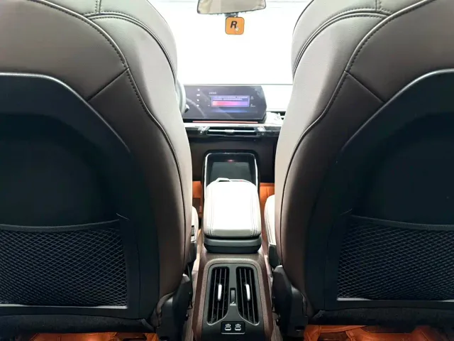 BMW X1 — Фото автомобиля 12