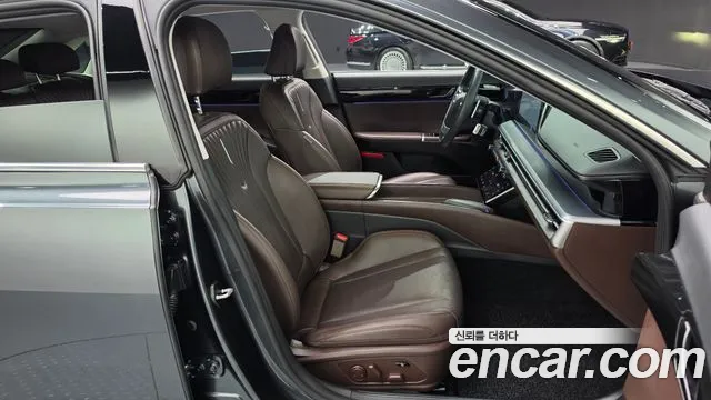Hyundai Grandeur GN7 — Фото автомобиля 16