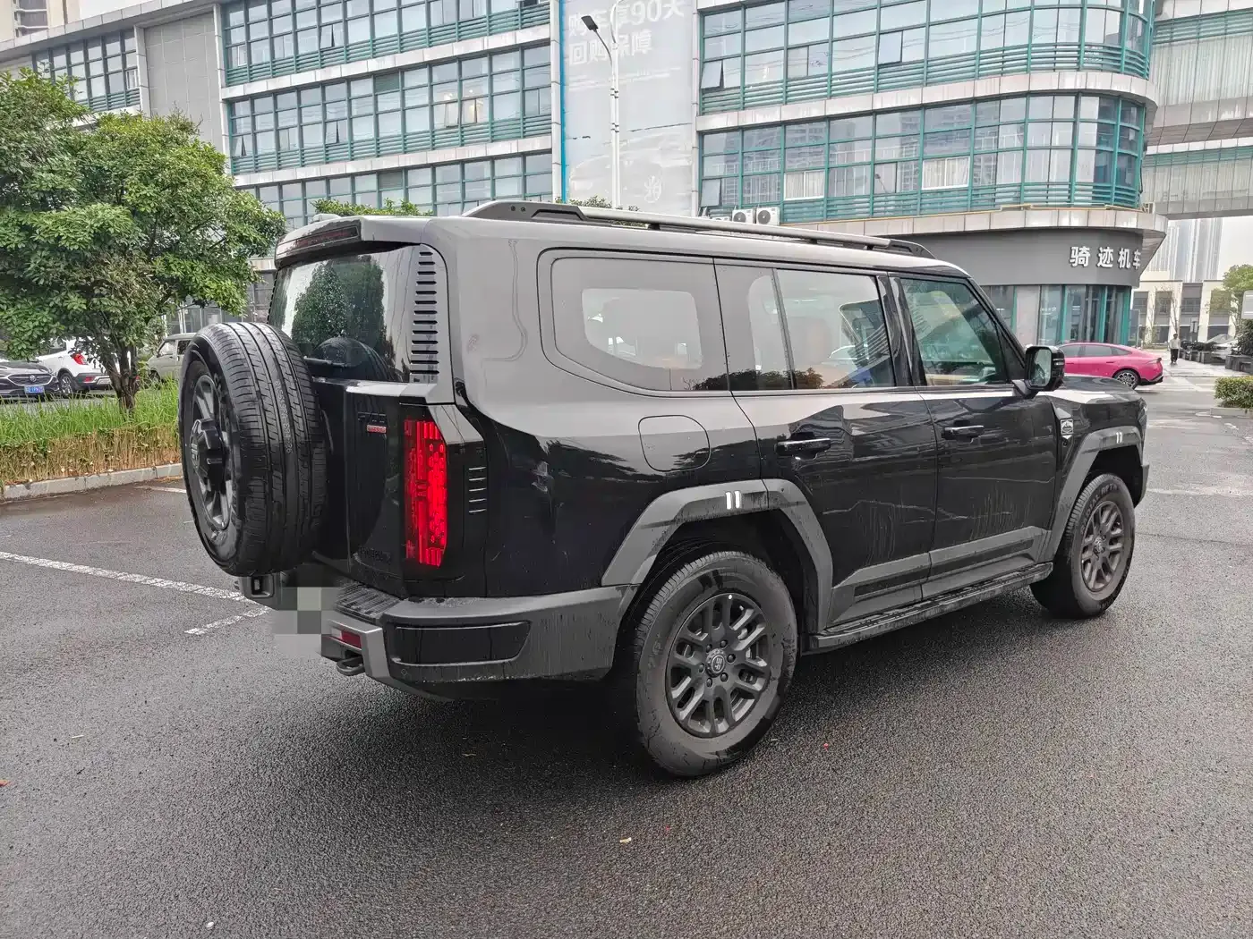 Jetour X70 Jetour Zongheng G700 2025 Adventure Edition — Фото автомобиля 8