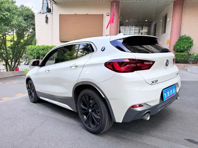 BMW X2 — Фото автомобиля 3