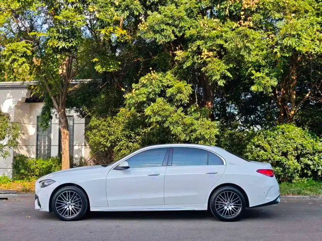 Mercedes-Benz C-Class — Фото автомобиля 4