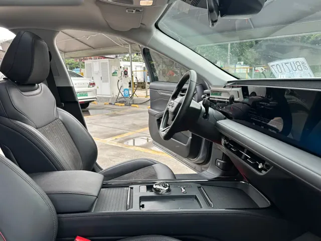 Ford Mondeo — Фото автомобиля 12