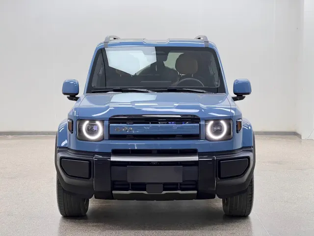 iCAR V27 — Фото автомобиля 2