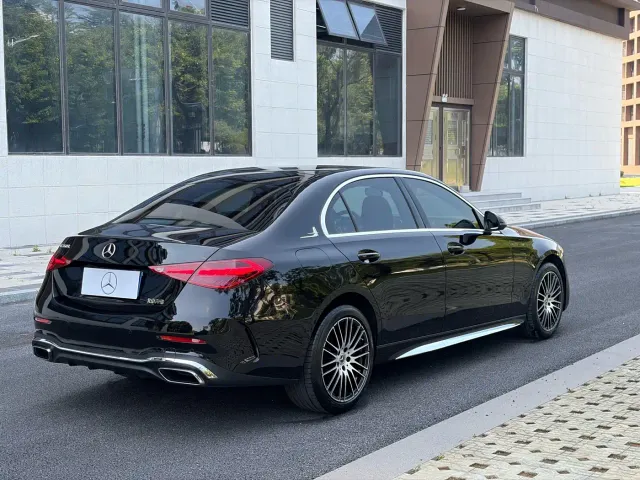 Mercedes-Benz C-Class — Фото автомобиля 4