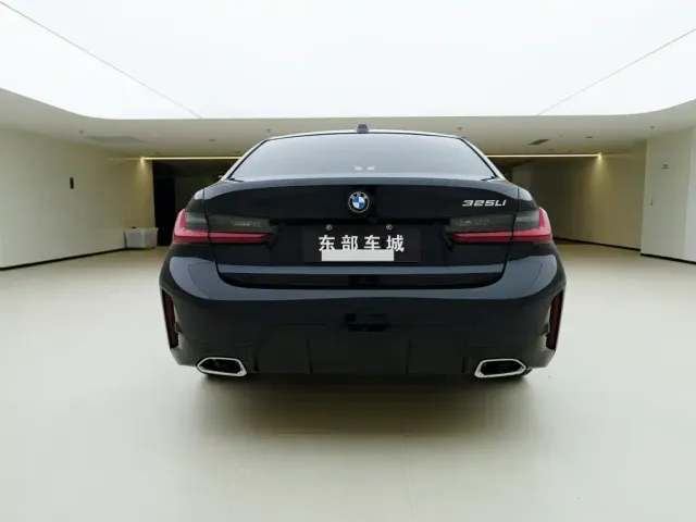 BMW 3 Series — Фото автомобиля 5