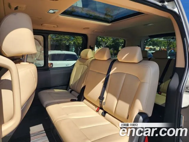 Hyundai Staria — Фото автомобиля 12