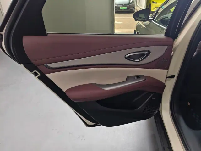 BYD Seal 07 DM-i — Фото автомобиля 10