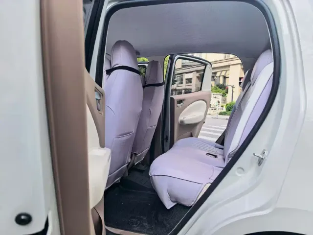 Wuling Hongguang Mini EV — Фото автомобиля 6