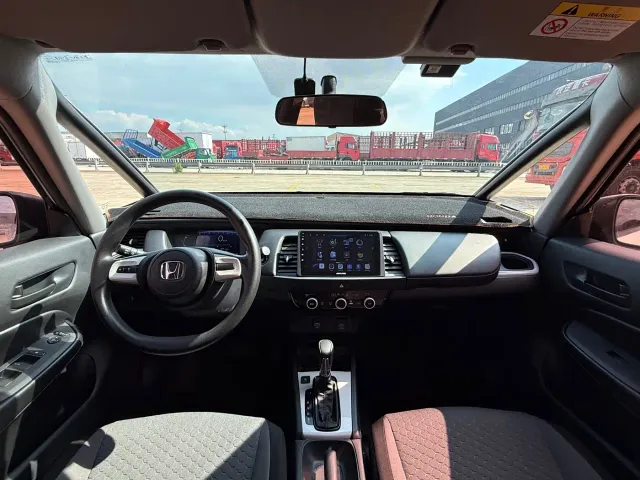 Honda Fit — Фото автомобиля 8