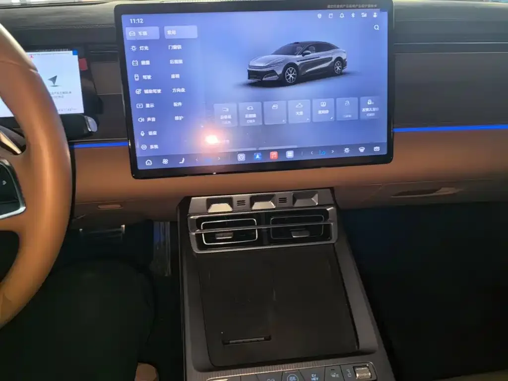 BYD Han L 2025 DM-p 4WD LiDAR Flagship — Фото автомобиля 9