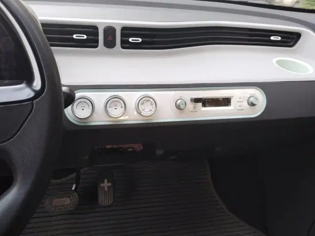 Wuling Hongguang Mini EV — Фото автомобиля 13