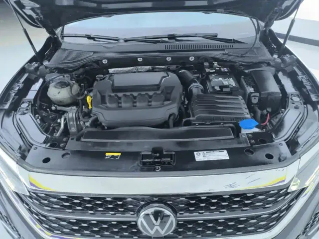 Volkswagen Passat — Фото автомобиля 10