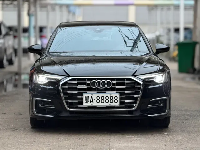 Audi Audi A6L 2023 Facelift 45 TFSI quattro Premium Dynamic — Фото автомобиля 3