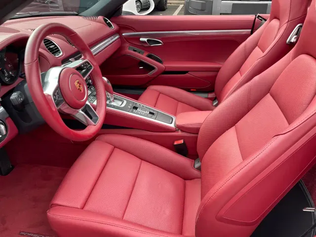 Porsche 718 — Фото автомобиля 6