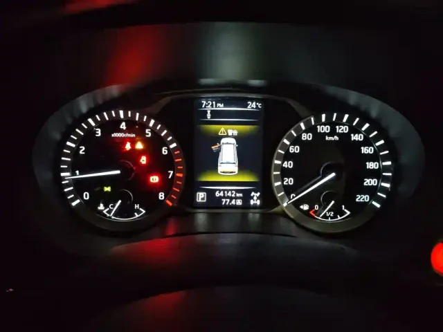 Nissan Terra — Фото автомобиля 7
