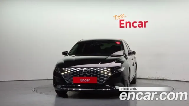 Hyundai Grandeur New — Фото автомобиля 3