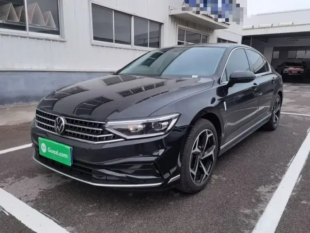Фотография автомобиля — Volkswagen Magotan