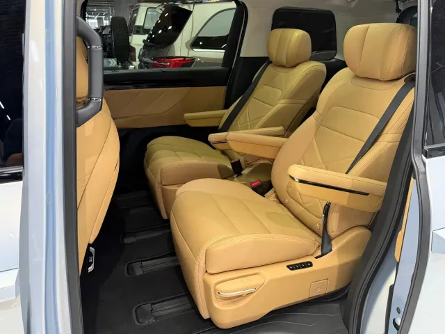 GAC Trumpchi E8 — Фото автомобиля 15