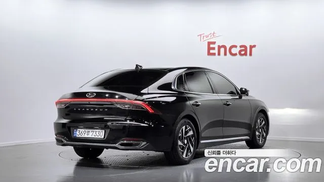 Hyundai Grandeur (New) Hybrid — Фото автомобиля 2