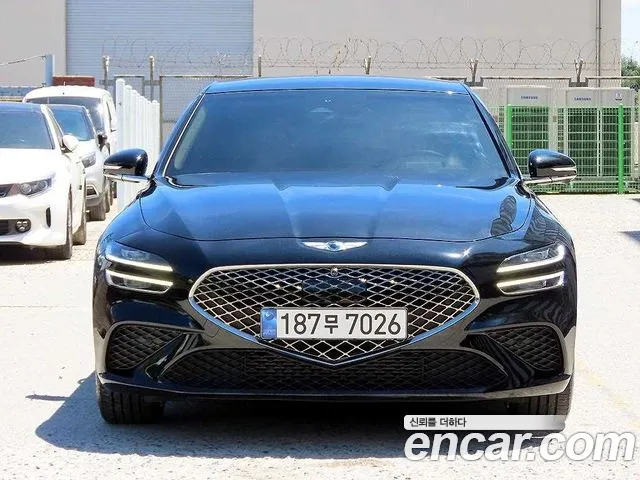 Genesis G70 — Фото автомобиля 3