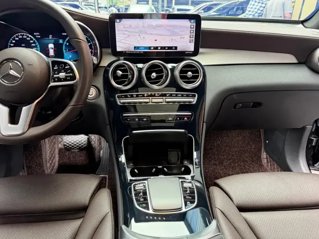 Mercedes-Benz GLC-Class — Фото автомобиля 17