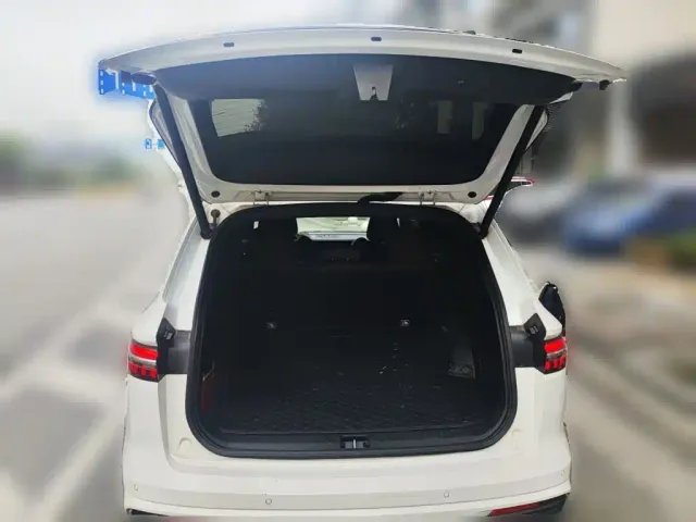 Geely Xingyue L 2021 2.0TD DCT EVO FWD Intelligent Premium Edition — Фото автомобиля 15