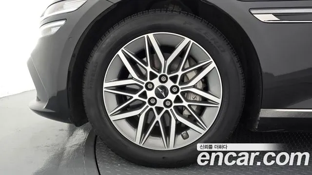 Genesis G80 RG3 — Фото автомобиля 5