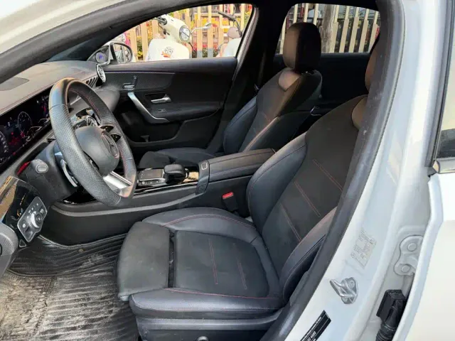 Mercedes-Benz A-Class — Фото автомобиля 8