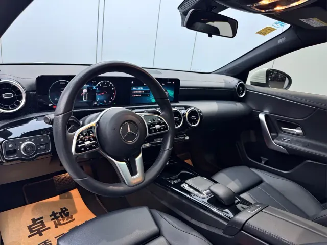 Mercedes-Benz A-Class — Фото автомобиля 8