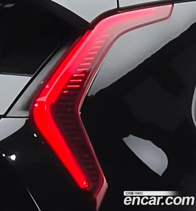 Kia Niro Niro (New) — Фото автомобиля 8