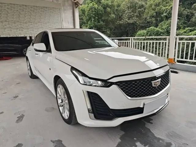 Cadillac CT5 — Фото автомобиля 3