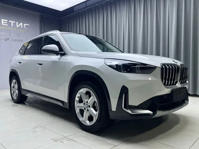 BMW X1 — Фото автомобиля 3