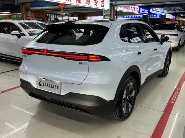 Deepal S05 — Фото автомобиля 6
